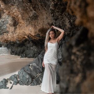 Elegant White Maxi Dress